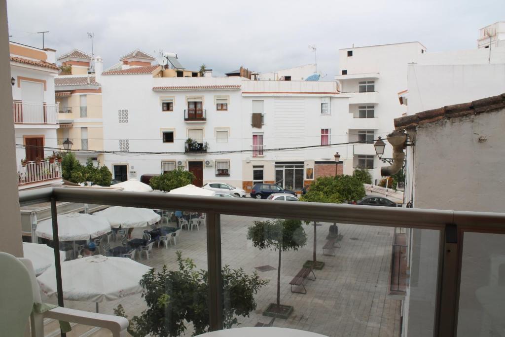 Apartamentos Turisticos Plaza Del Olvido Nerja Extérieur photo
